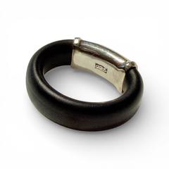 MaxSold Auction: Sterling silver and rubber ring - Toronto (Ontario, Canada) SELLER MANAGED Downsizing Online Auction - Tennis Crescent