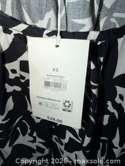 MaxSold Auction: $28 TAG FREE ASSEMBLY LADIES XS BLACK & WHITE PATTERNED SHORT DRESS - Warwick Township (Pennsylvania, USA) SELLER MANAGED Estate Sale Online Auction - Crocker Lane