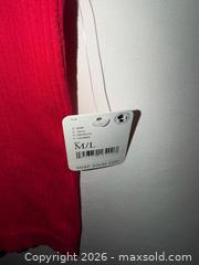 MaxSold Auction: $28 TAG NWT INTIMATELY FREE PEOPLE RED RIBBED V-NECK CROPPED TANK TOP  - Warwick Township (Pennsylvania, USA) SELLER MANAGED Estate Sale Online Auction - Crocker Lane