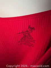 MaxSold Auction: $28 TAG NWT INTIMATELY FREE PEOPLE RED RIBBED V-NECK CROPPED TANK TOP  - Warwick Township (Pennsylvania, USA) SELLER MANAGED Estate Sale Online Auction - Crocker Lane