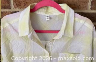 MaxSold Auction: $39 TAG NWT BP NORDSTROM LADIES SIZE SMALL YELLOW & WHITE SOFT BLOUSE  - Warwick Township (Pennsylvania, USA) SELLER MANAGED Estate Sale Online Auction - Crocker Lane