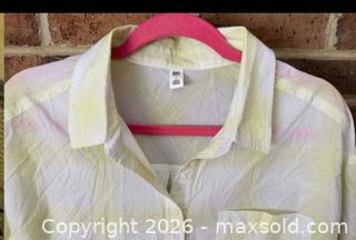MaxSold Auction: $39 TAG NWT BP NORDSTROM LADIES SIZE X-SMALL XS YELLOW & WHITE SOFT BLOUSE  - Warwick Township (Pennsylvania, USA) SELLER MANAGED Estate Sale Online Auction - Crocker Lane