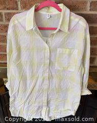 MaxSold Auction: $39 TAG NWT BP NORDSTROM LADIES SIZE X-SMALL XS YELLOW & WHITE SOFT BLOUSE  - Warwick Township (Pennsylvania, USA) SELLER MANAGED Estate Sale Online Auction - Crocker Lane