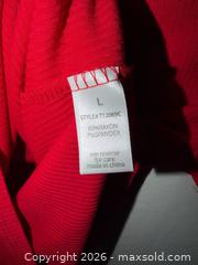 MaxSold Auction: NWT LADIES LARGE SHORT SLEEVE RIBBED ADORABLE CROPPED T-SHIRT  - Warwick Township (Pennsylvania, USA) SELLER MANAGED Estate Sale Online Auction - Crocker Lane