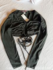MaxSold Auction: NWT LADIES LARGE URBAN OUTFITTERS $45 tie-front ruching long sleep crop top - Warwick Township (Pennsylvania, USA) SELLER MANAGED Estate Sale Online Auction - Crocker Lane