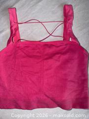 MaxSold Auction: NWT LADIES M/L Medium Large pink bra top $25 tag  - Warwick Township (Pennsylvania, USA) SELLER MANAGED Estate Sale Online Auction - Crocker Lane