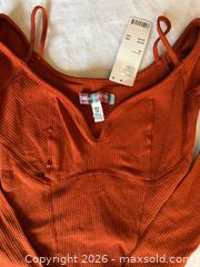 MaxSold Auction: NWT LADIES XS Urban Outfitters Out From Under Claudia Twist Long Sleeve Cropped Top - Warwick Township (Pennsylvania, USA) SELLER MANAGED Estate Sale Online Auction - Crocker Lane
