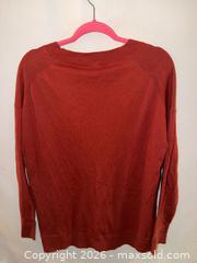 MaxSold Auction: NWT MATTY M BURNT ORANGE VNECK SWEATER  - Warwick Township (Pennsylvania, USA) SELLER MANAGED Estate Sale Online Auction - Crocker Lane