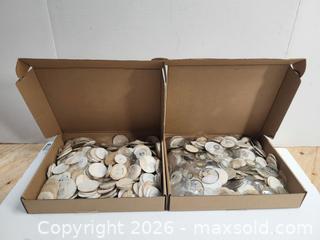 MaxSold Auction: Large lot of Vintage pocket watch glass old stock - Toronto (Ontario, Canada) PARTNER MANAGED Reseller Online Auction - Queen Street West.