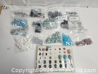 MaxSold Auction: Mixed lot of Vintage Gem Stones / Glass for jewelry - Toronto (Ontario, Canada) PARTNER MANAGED Reseller Online Auction - Queen Street West.