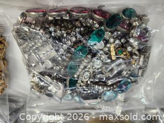 MaxSold Auction: Mixed lot of vintage jewelry necklaces earrings and more - Toronto (Ontario, Canada) PARTNER MANAGED Reseller Online Auction - Queen Street West.
