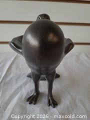 MaxSold Auction: Vintage Metal Dove / Bird Figurine, 5.75 in - Toronto (Ontario, Canada) PARTNER MANAGED Reseller Online Auction - Queen Street Wt.