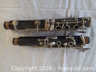 MaxSold Auction: Vintage Wood Clarinet 5-Piece with Hard Carrying Case - Toronto (Ontario, Canada) PARTNER MANAGED Reseller Online Auction - Queen Street West.