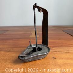 MaxSold Auction: Antique Iron Betty Oil Lamp - Toronto (Ontario, Canada) SELLER MANAGED Reseller Online Auction -  Crouse Road (STORAGE)
