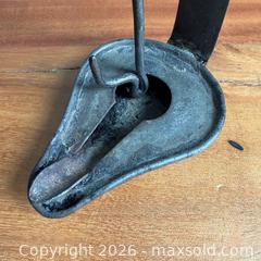 MaxSold Auction: Antique Iron Betty Oil Lamp - Toronto (Ontario, Canada) SELLER MANAGED Reseller Online Auction -  Crouse Road (STORAGE)