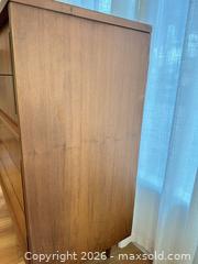 MaxSold Auction: Mid-Century Modern 5-Drawer Dresser in Walnut Tone - San Jose (California, USA) SELLER MANAGED Downsizing Online Auction - Lincoln Avenue