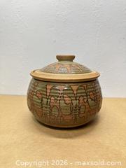MaxSold Auction: Vintage Decorative Pottery Bowl Lidded  - San Jose (California, USA) SELLER MANAGED Downsizing Online Auction - Lincoln Avenue