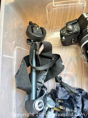 MaxSold Auction: Cameras - Houston (Texas, USA) SELLER MANAGED Downsizing Online Auction - Coleridge Street