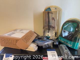 MaxSold Auction: Computer Electronics  - Houston (Texas, USA) SELLER MANAGED Downsizing Online Auction - Coleridge Street