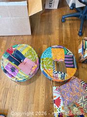 MaxSold Auction: Decor Rug Pillows and Stool - Houston (Texas, USA) SELLER MANAGED Downsizing Online Auction - Coleridge Street