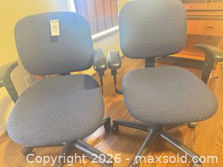 MaxSold Auction: Office Chairs - Houston (Texas, USA) SELLER MANAGED Downsizing Online Auction - Coleridge Street