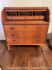 MaxSold Auction: Roll Top Modern Desk - Houston (Texas, USA) SELLER MANAGED Downsizing Online Auction - Coleridge Street