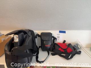 MaxSold Auction: Vintage VCR & Camera - Houston (Texas, USA) SELLER MANAGED Downsizing Online Auction - Coleridge Street