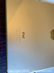 MaxSold Auction: Apple iPad (10th Generation) 64GB Silver Wi?Fi - Cary (North Carolina, USA) PARTNER MANAGED Downsizing Online Auction - Magerton Court