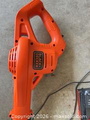 MaxSold Auction: Black & Decker 20V Cordless Leaf Blower - Cary (North Carolina, USA) PARTNER MANAGED Downsizing Online Auction - Magerton Court