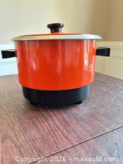 MaxSold Auction: Empire Slow Cooker with Removable Inner Pot - Cary (North Carolina, USA) PARTNER MANAGED Downsizing Online Auction - Magerton Court