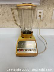 MaxSold Auction: Osterizer Galaxie cycle•blend Countertop Blender, Yellow - Cary (North Carolina, USA) PARTNER MANAGED Downsizing Online Auction - Magerton Court