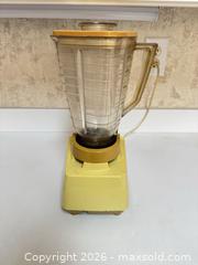 MaxSold Auction: Osterizer Galaxie cycle•blend Countertop Blender, Yellow - Cary (North Carolina, USA) PARTNER MANAGED Downsizing Online Auction - Magerton Court