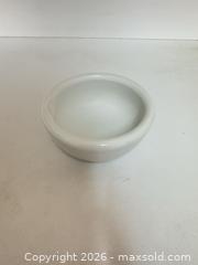 MaxSold Auction: White Ceramic/Porcelain Mortar and Pestle, 4–5 in - Cary (North Carolina, USA) PARTNER MANAGED Downsizing Online Auction - Magerton Court