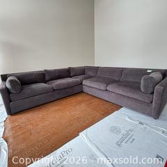 MaxSold Auction: Montauk Charcoal/Black Right-Facing Sectional Sofa - Toronto (Ontario, Canada) SELLER MANAGED Downsizing Online Auction - Winners Circle
