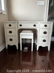 MaxSold Auction: Vintage solid wood vanity set - Toronto (Ontario, Canada) SELLER MANAGED Downsizing Online Auction - Winners Circle