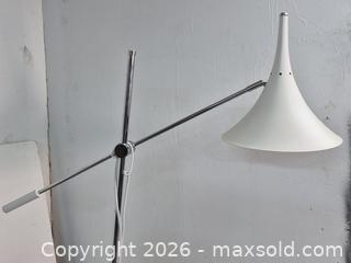 MaxSold Auction: New Italian Style Modern Floor Lamp - Oshawa (Ontario, Canada) SELLER MANAGED Commercial Liquidation Online Auction - Bond Street West (STORAGE)