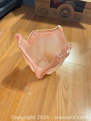 MaxSold Auction: Murano Pink Glass Decorative Bowl - Smiths Falls (Ontario, Canada) SELLER MANAGED Downsizing Online Auction - Salmon Side Road