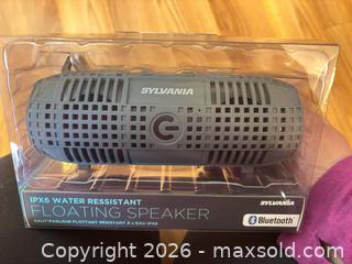 MaxSold Auction: Sylvania Floating Bluetooth Speaker - Black - Smiths Falls (Ontario, Canada) SELLER MANAGED Downsizing Online Auction - Salmon Side Road