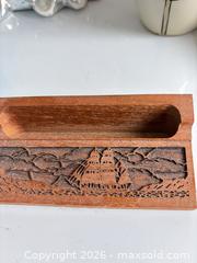 MaxSold Auction: Mixed Lot Assorted Home Decor: Porcelain, Metal, Wood, Glass - Strathroy-Caradoc (Ontario, Canada) SELLER MANAGED Estate Sale Online Auction - Claire Court