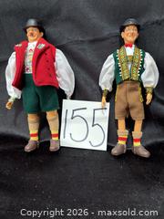 MaxSold Auction: Peggy Nisbet Model: Laurel and Hardy, 768 and 769 - Novato (California, USA) SELLER MANAGED Estate Sale Online Auction - Nina Drive