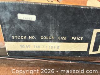 MaxSold Auction: Women’s Frye Leather Boots, Size 10 1/2 - Novato (California, USA) SELLER MANAGED Estate Sale Online Auction - Nina Drive