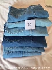 MaxSold Auction: Wrangler Jeans - Novato (California, USA) SELLER MANAGED Estate Sale Online Auction - Nina Drive