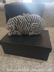 MaxSold Auction: Animal-Shaped Silver & Black Rhinestone Evening Clutch - Las Vegas (Nevada, USA) PARTNER MANAGED Estate Sale Online Auction -  Argent Star Court