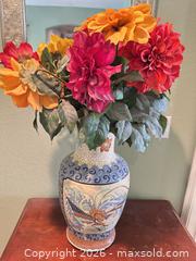 MaxSold Auction: Asian-Style Porcelain Vase with Dragon & Floral Motifs - Las Vegas (Nevada, USA) PARTNER MANAGED Estate Sale Online Auction -  Argent Star Court