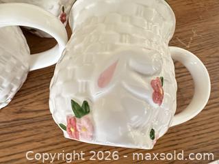 MaxSold Auction: Avon Porcelain Floral Plates & Teacups, Lot of 5 - Las Vegas (Nevada, USA) PARTNER MANAGED Estate Sale Online Auction -  Argent Star Court