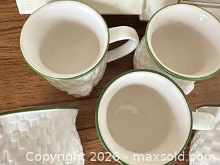MaxSold Auction: Avon Porcelain Floral Plates & Teacups, Lot of 5 - Las Vegas (Nevada, USA) PARTNER MANAGED Estate Sale Online Auction -  Argent Star Court