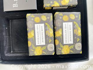 MaxSold Auction: Beekman 1802 Morning Mist Bath & Body Gift Set - Las Vegas (Nevada, USA) PARTNER MANAGED Estate Sale Online Auction -  Argent Star Court
