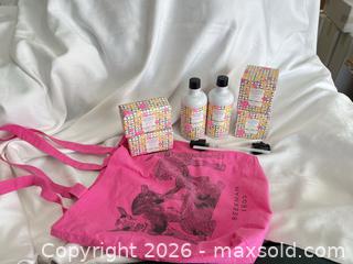 MaxSold Auction: Beekman 1802 Plumeria Butterfly Garden Goat Milk Bath Set with Tote - Las Vegas (Nevada, USA) PARTNER MANAGED Estate Sale Online Auction -  Argent Star Court