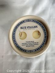 MaxSold Auction: Blue Stallion Farm Ceramic 2-Wick Jar Candle, Cream Horse Design - Las Vegas (Nevada, USA) PARTNER MANAGED Estate Sale Online Auction -  Argent Star Court