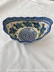 MaxSold Auction: Boleslawiec Polish Pottery Blue Floral Ceramic Bowl - Las Vegas (Nevada, USA) PARTNER MANAGED Estate Sale Online Auction -  Argent Star Court